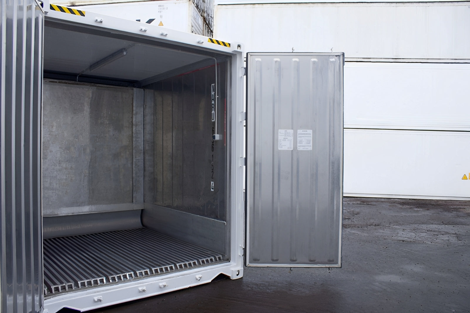 10ft Refrigerated Containers - Reefers - You Save More With Us — 10ft Reefer Containers5