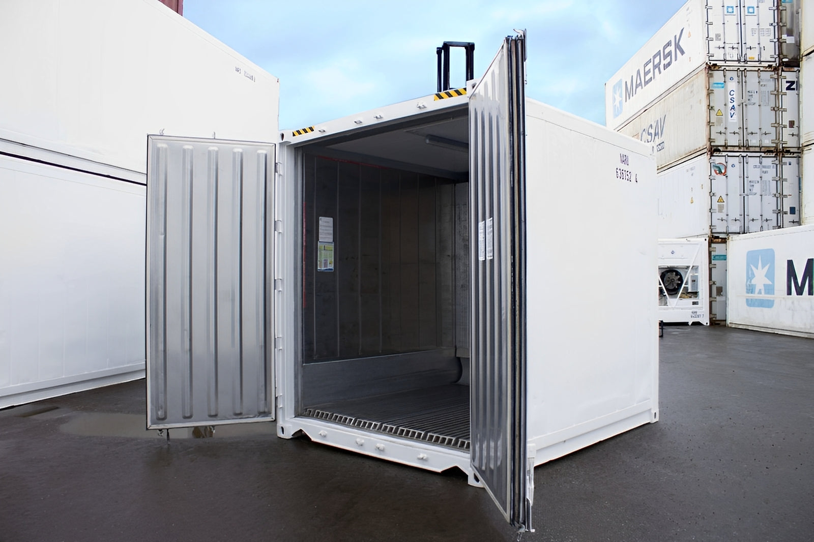 10ft Refrigerated Containers - Reefers - You Save More With Us — 10ft Reefer Containers6