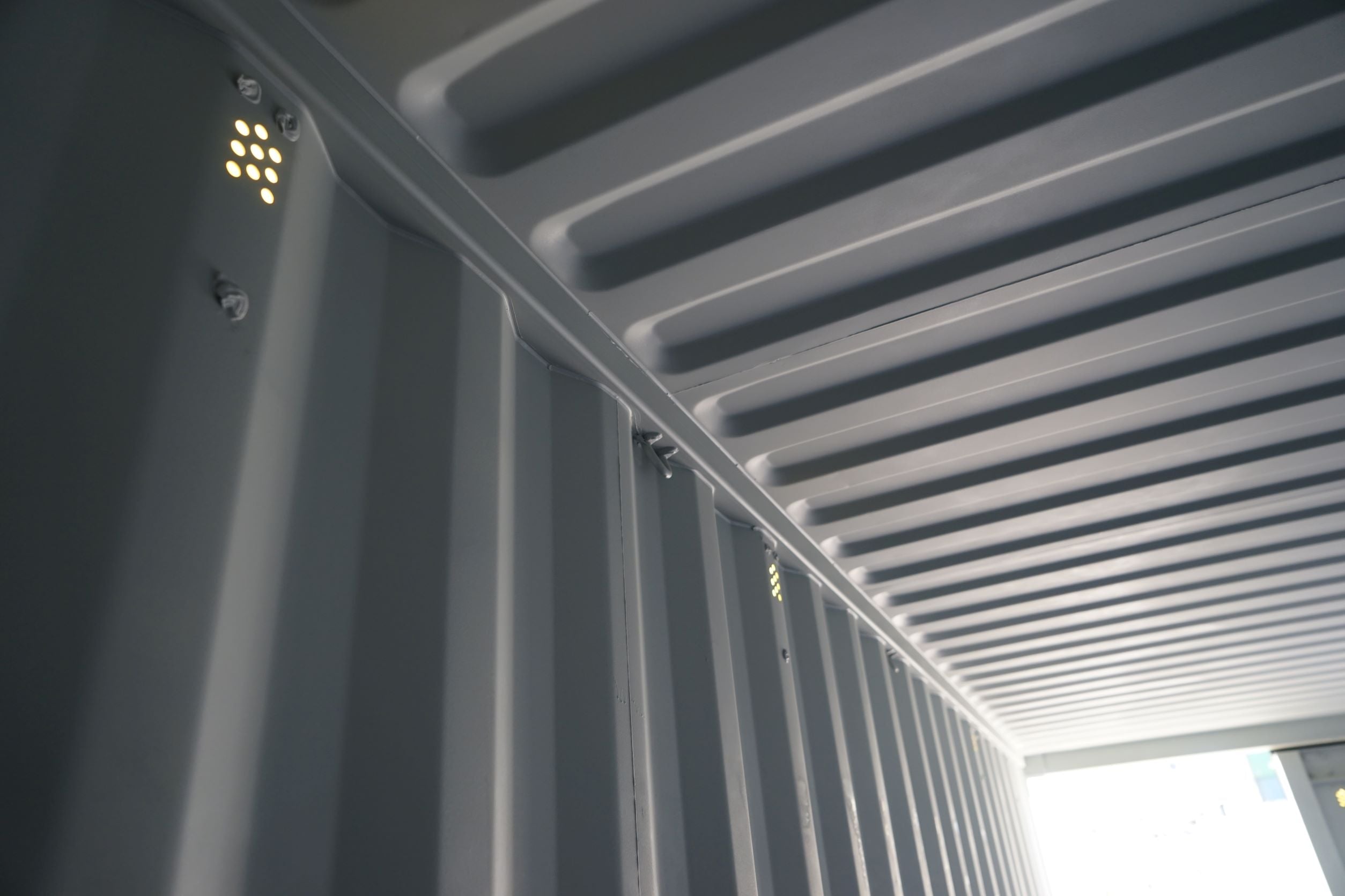 20' Standard One Trip Container — 20 S One Trip Interior Roof