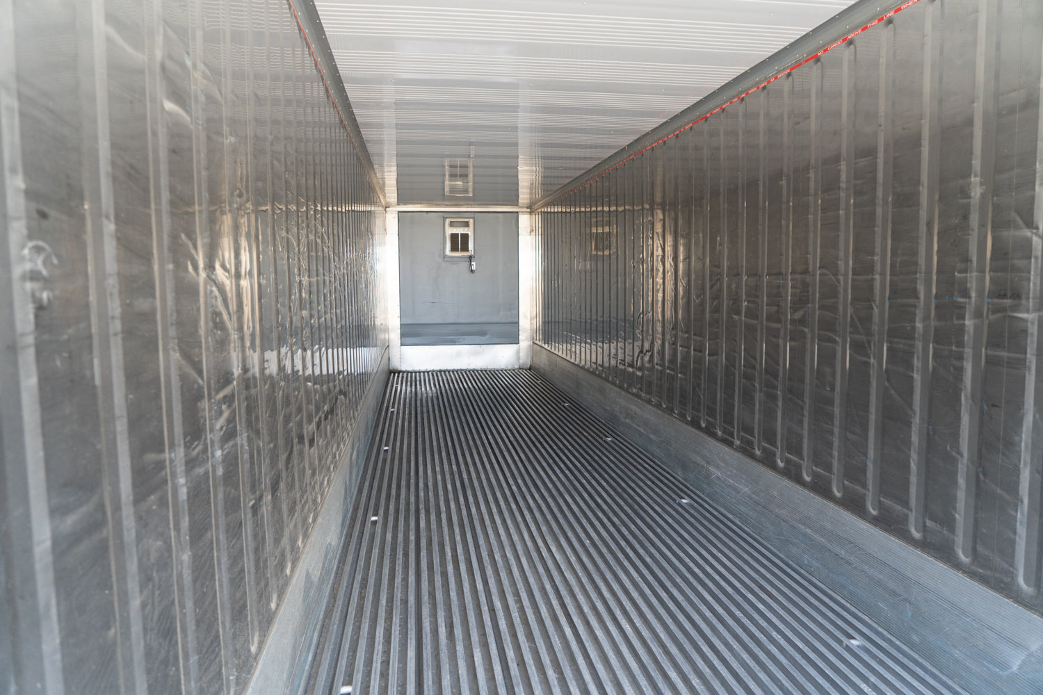 40' High Cube Wine Cooler Refrigerated Container — WineCooler40 HCContainer 5