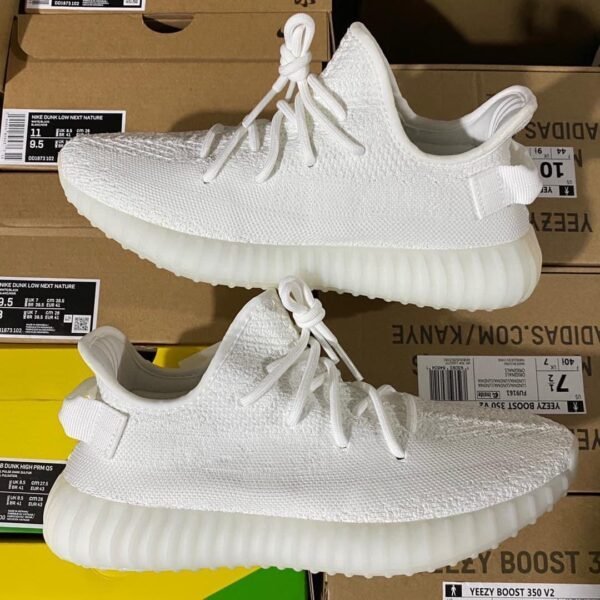 Best Yeezy Boost 350 v2 Pallets